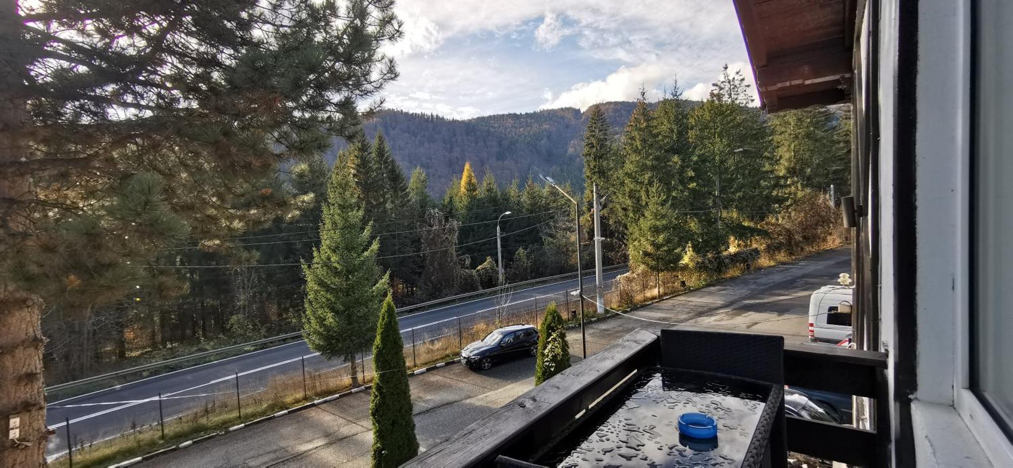 Hanul Izvorul Rece Sinaia Exteriör bild